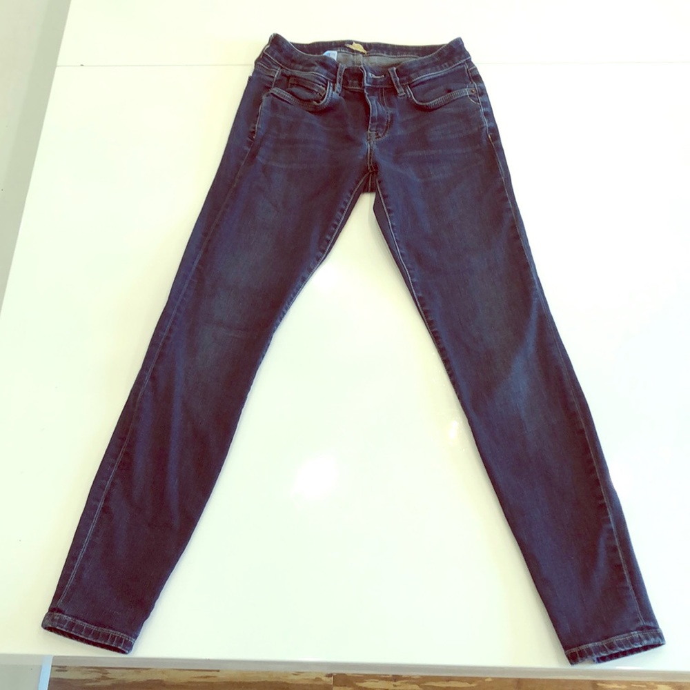 Tommy Bahama 27x31 blue jeans